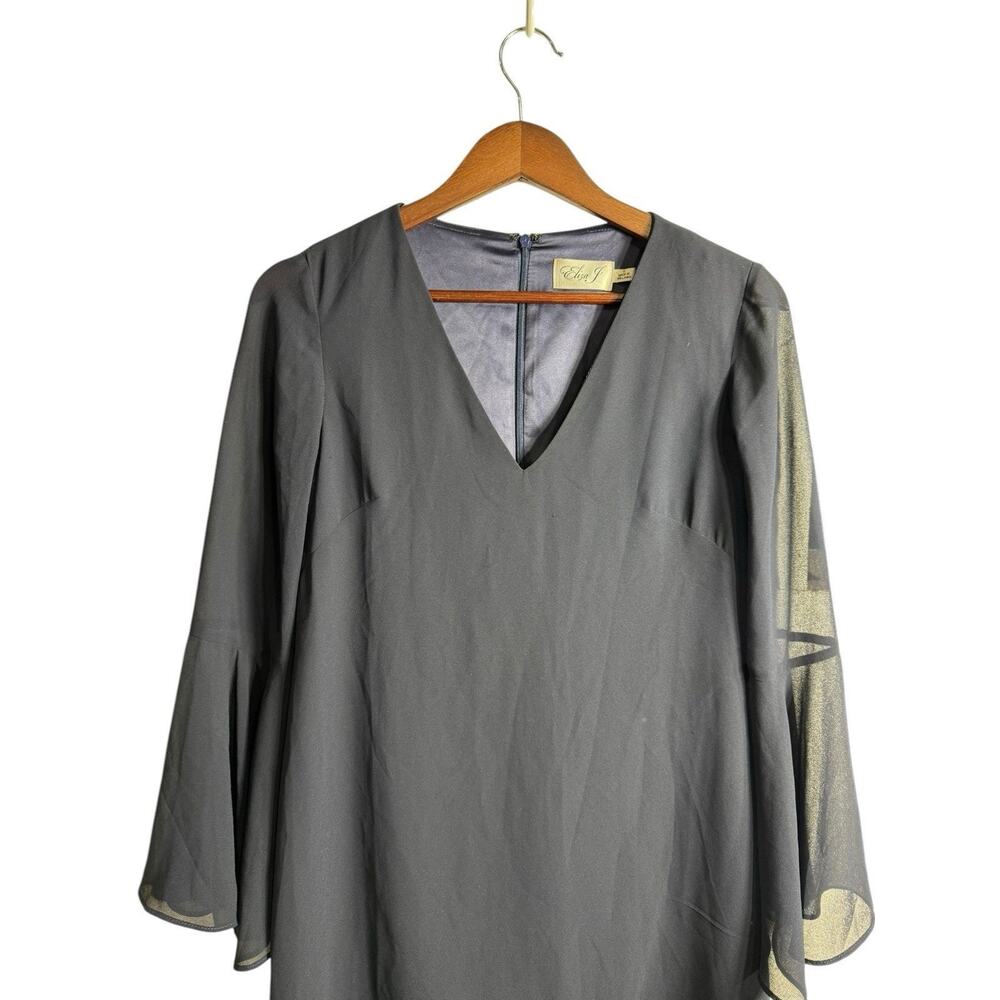Eliza Jay Womens Formal Long Bell Sleeve Gown Size 0 Retail $198 Elegant Classy